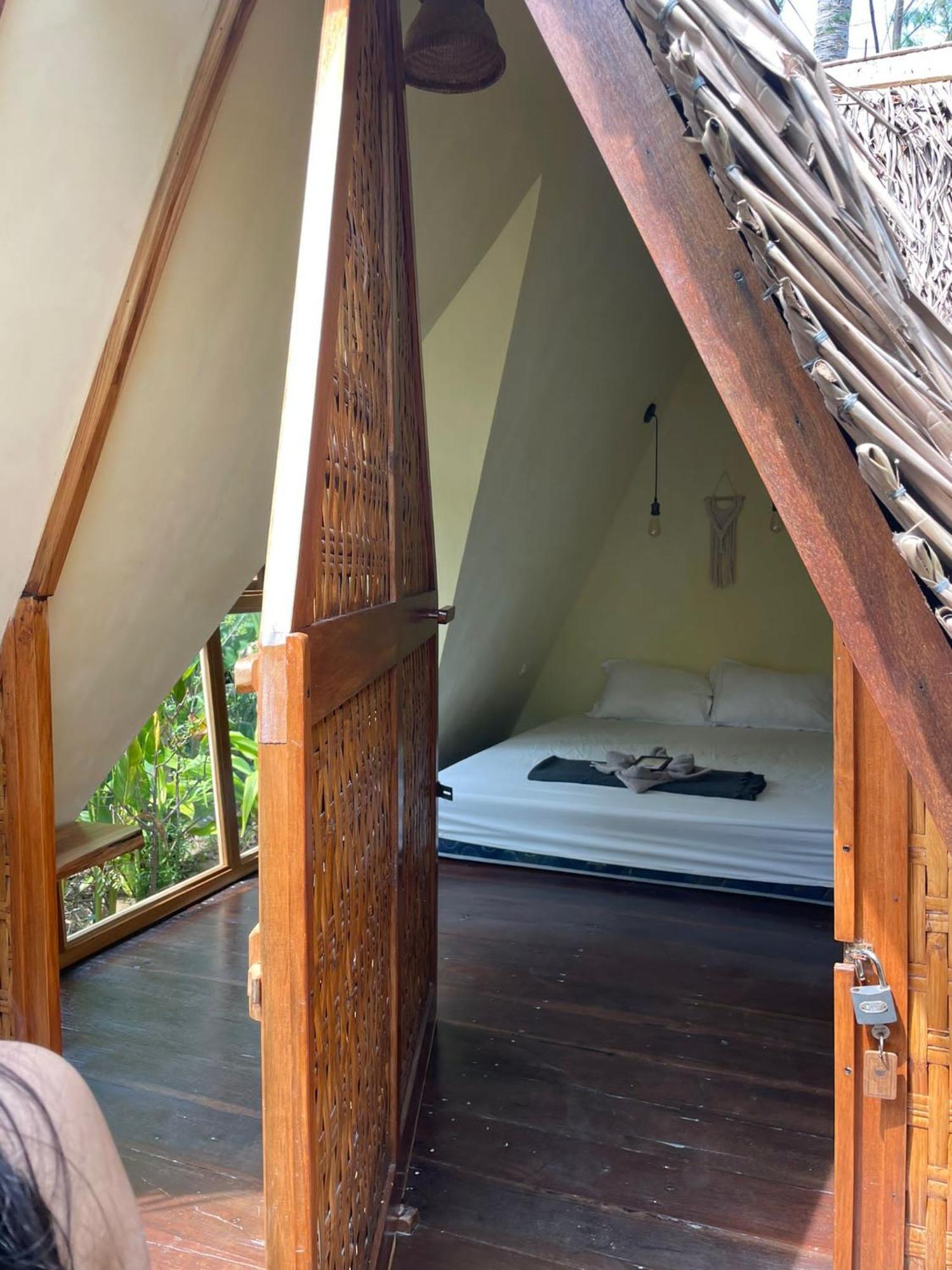 Basa-Basi Lodge Karimunjawa Exterior foto